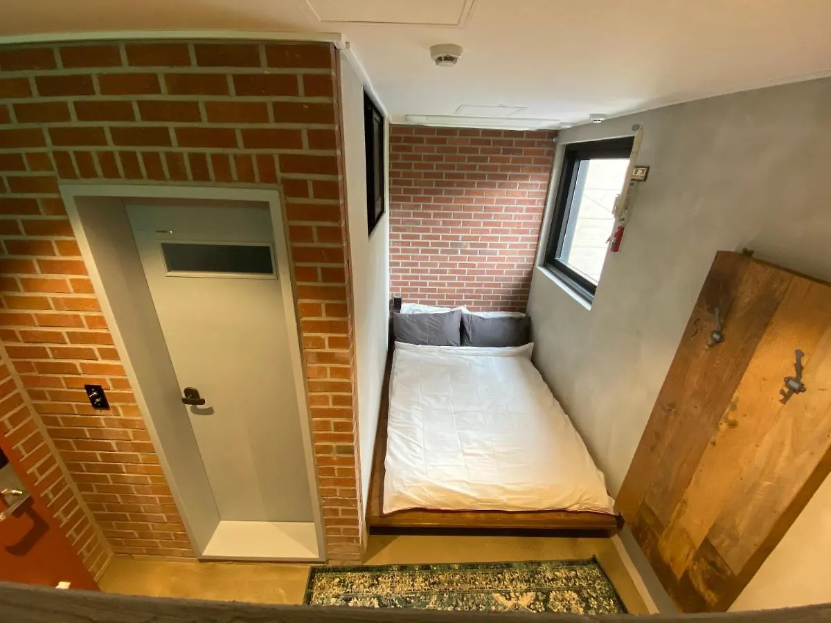 Shui Hostel Busan 0*,